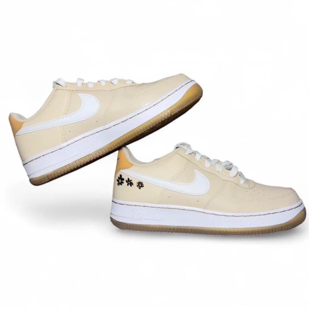 Nike Air Force 1 SE